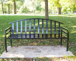 McConnell memorial bench style